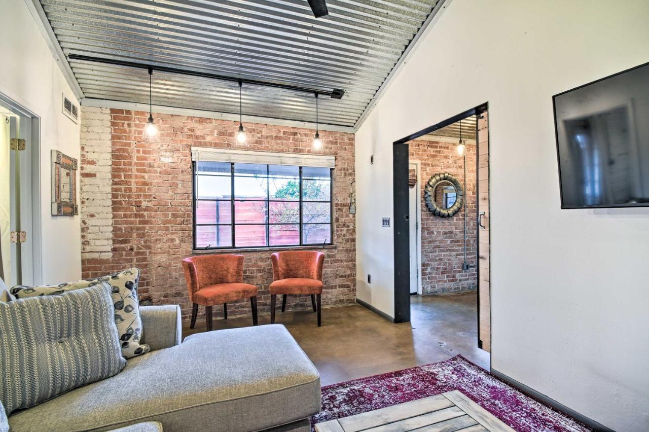 Holiday home Getaway With Patio, Near Roosevelt Row! *